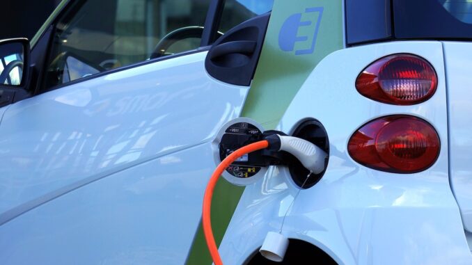 Mașină electrică. FOTO Mikes-Photography