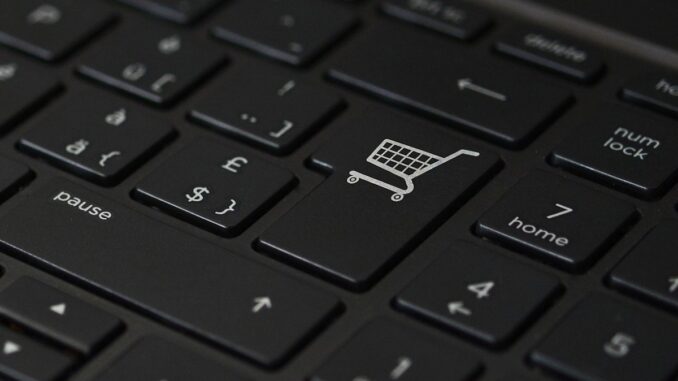 Shopping online. FOTO TheDigitalArtist