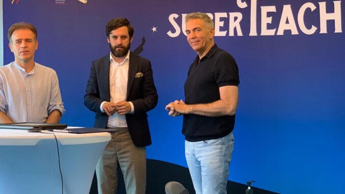O parte din echipa SuperTeach. FOTO SuperTeach