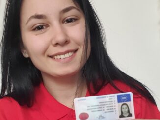 Tinerii pot obține un permis de conducere gratuit. FOTO MOL România
