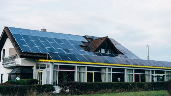 Panouri Fotovoltaice. FOTO viarami