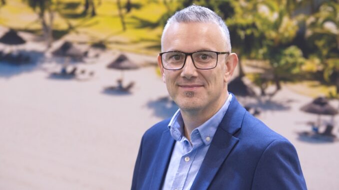 Jurnalistul Adrian Boioglu, manager BizPLUS. FOTO Ovidiu Oprea