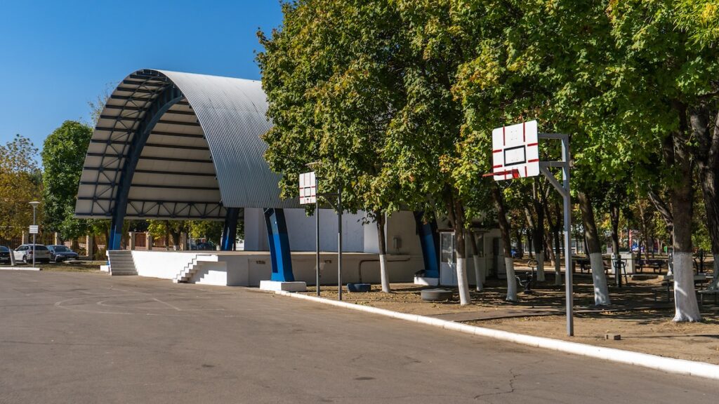 Panouri de baschet în Călărași. FOTO Paul Alexe / BizPLUS