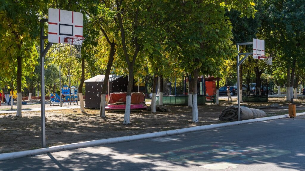 Panouri de baschet în Călărași. FOTO Paul Alexe / BizPLUS